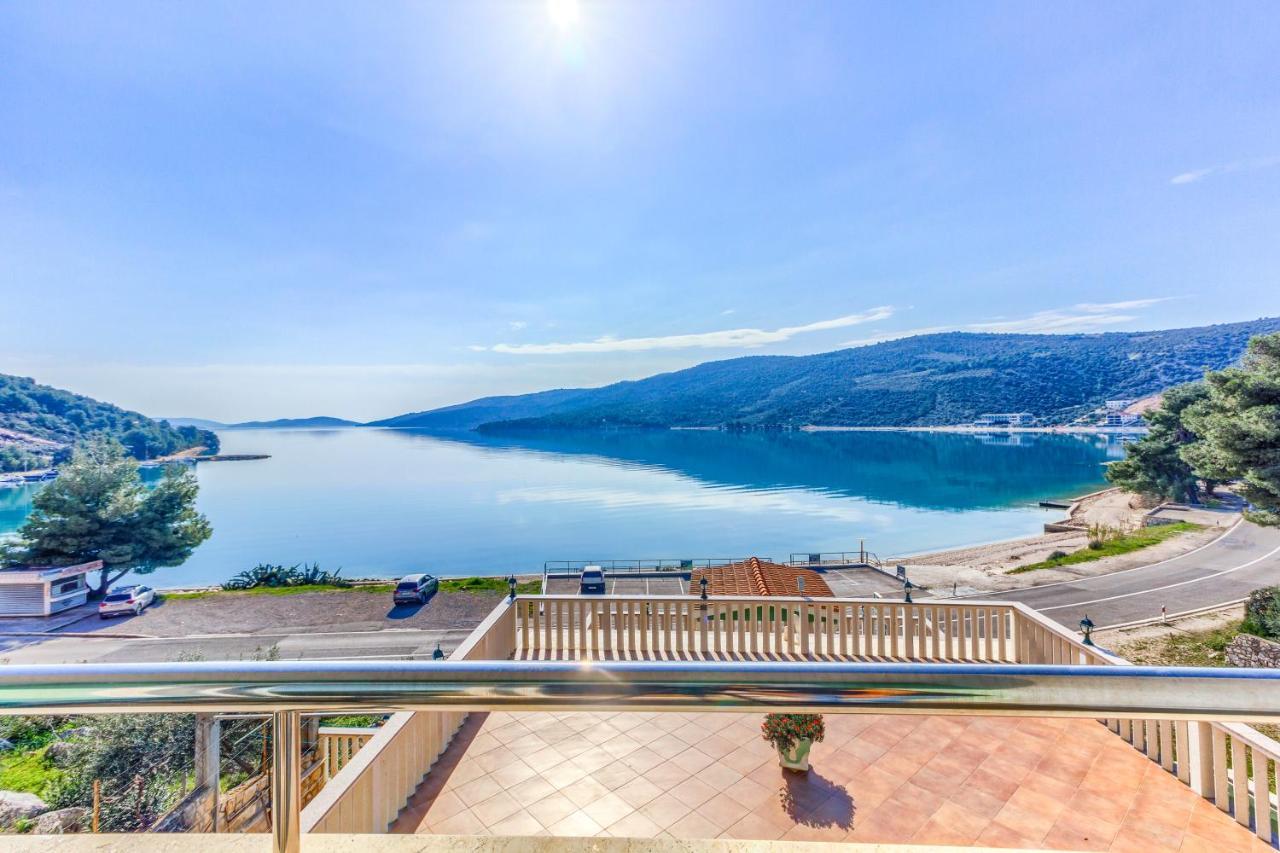 Villa Drago Marina Buitenkant foto